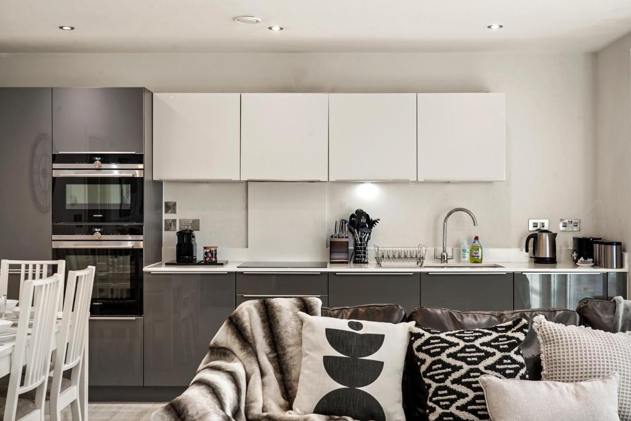 Modern 2 Bed Apartment By Station Square Cambridge  Bagian luar foto